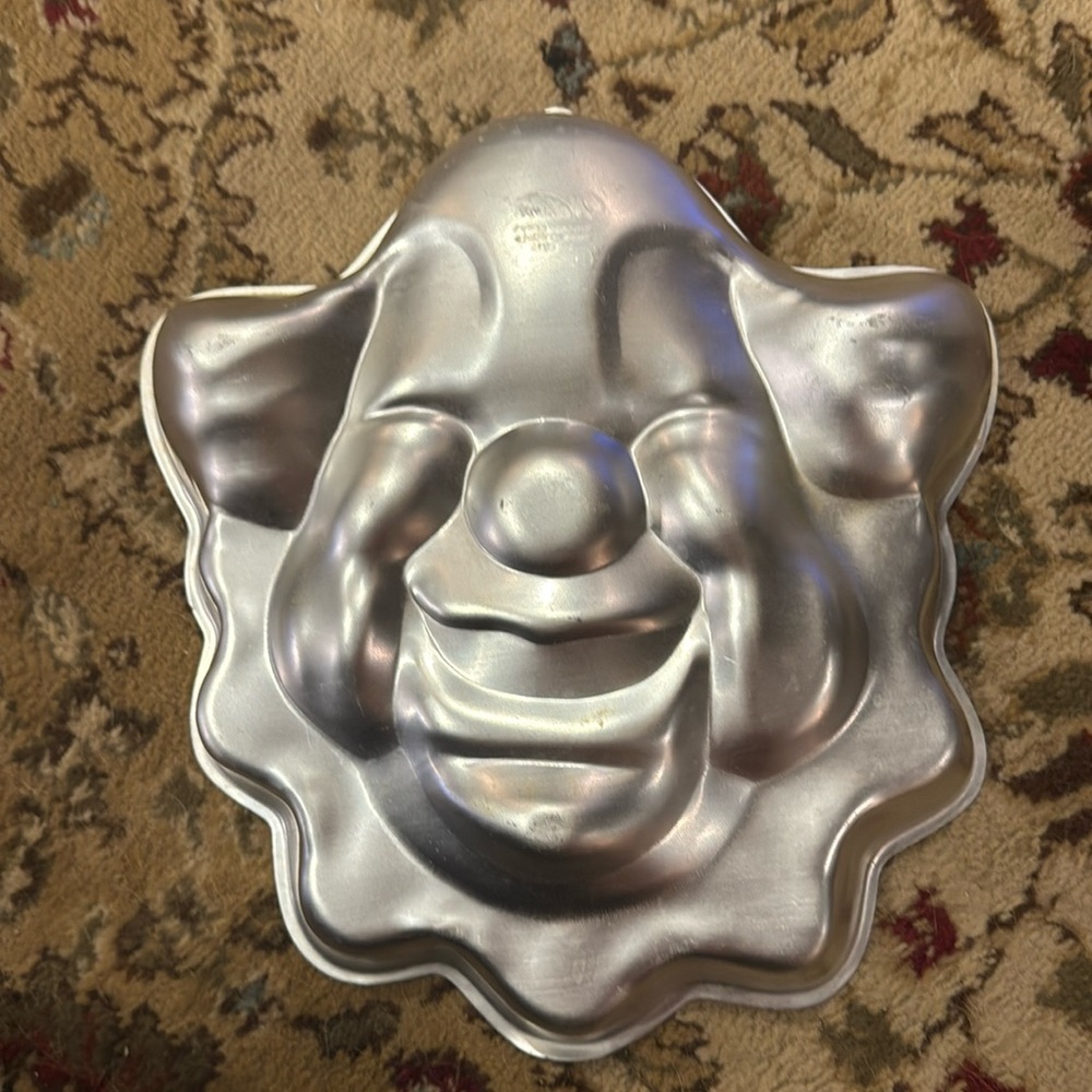 Vintage 1974 Wilton Bozo the Clown cake pan